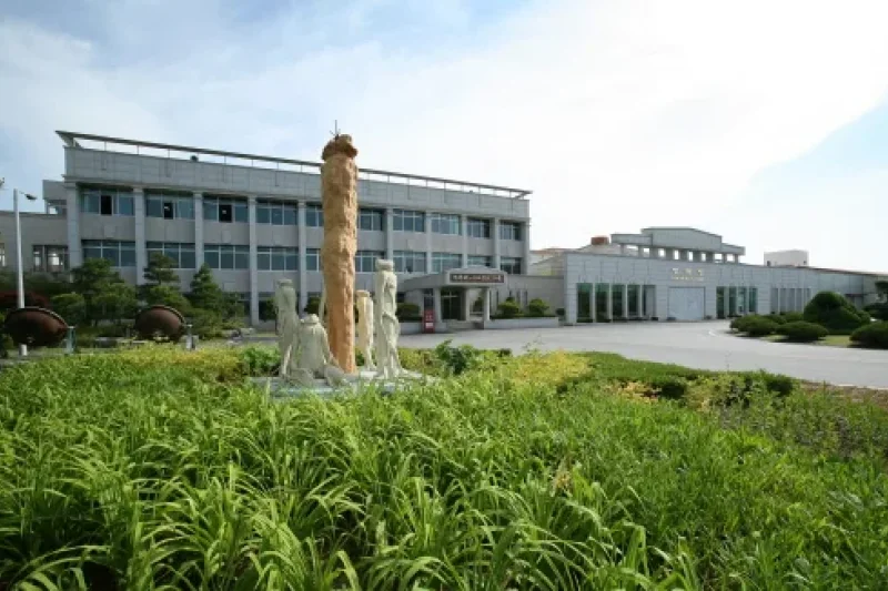 韓国人参公社高麗人参廠  (2/10)