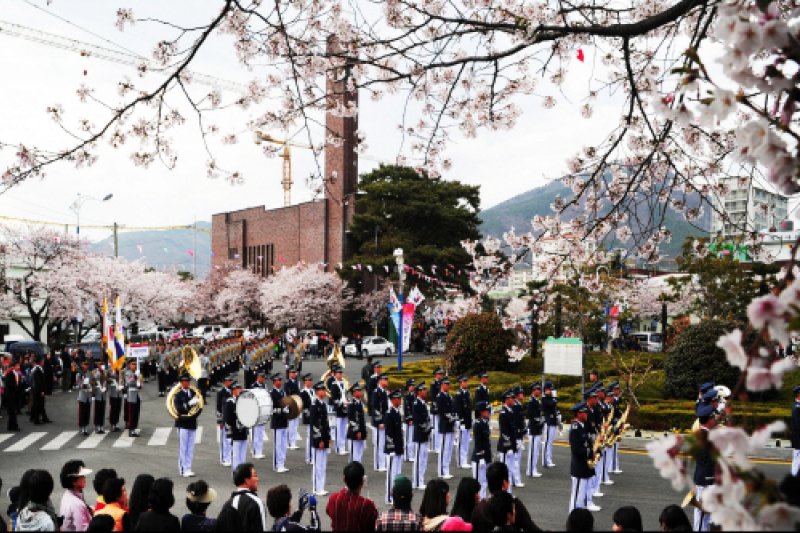 鎮海軍楽儀仗フェスティバル (1/2)