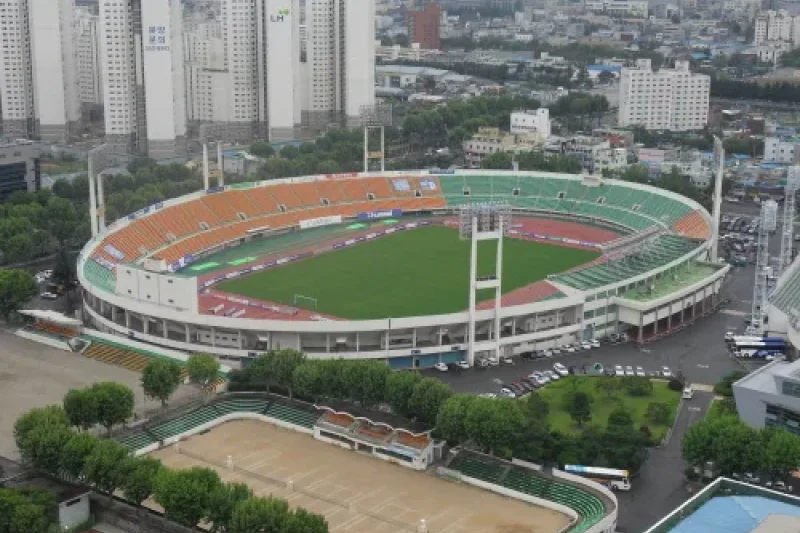 大邱市民運動場（野球場）（대구시민운동장 (7/10)