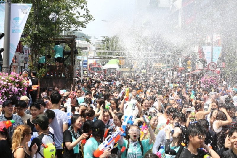 水鉄砲祭り (13/23)