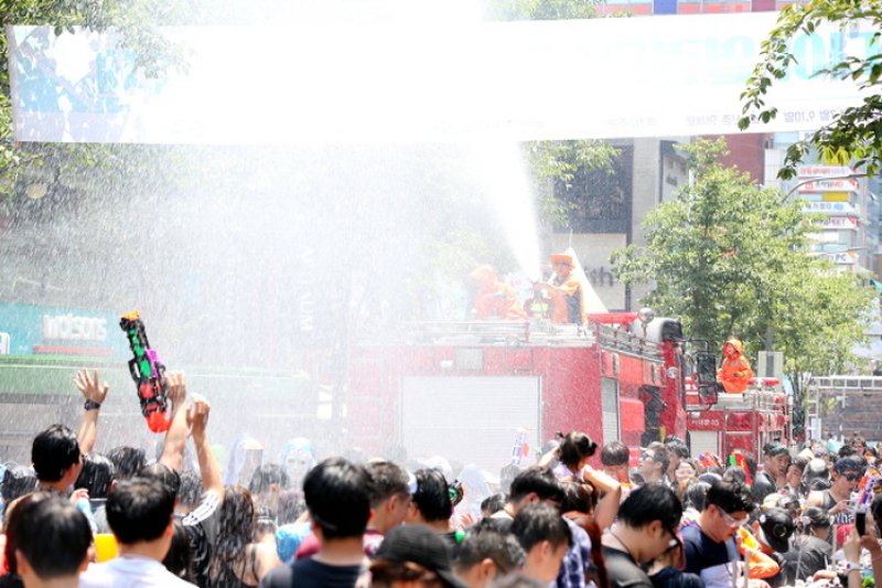 水鉄砲祭り (15/23)
