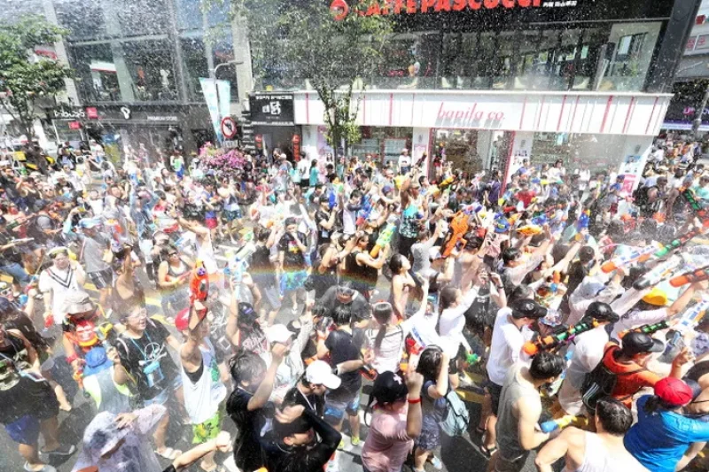 水鉄砲祭り (21/23)