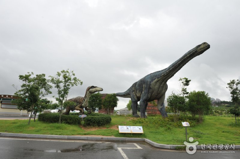牛項里恐竜化石自然史遺跡地 (7/16)