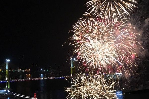 8月11日・12日「麗水夜の海花火祭り」開催!