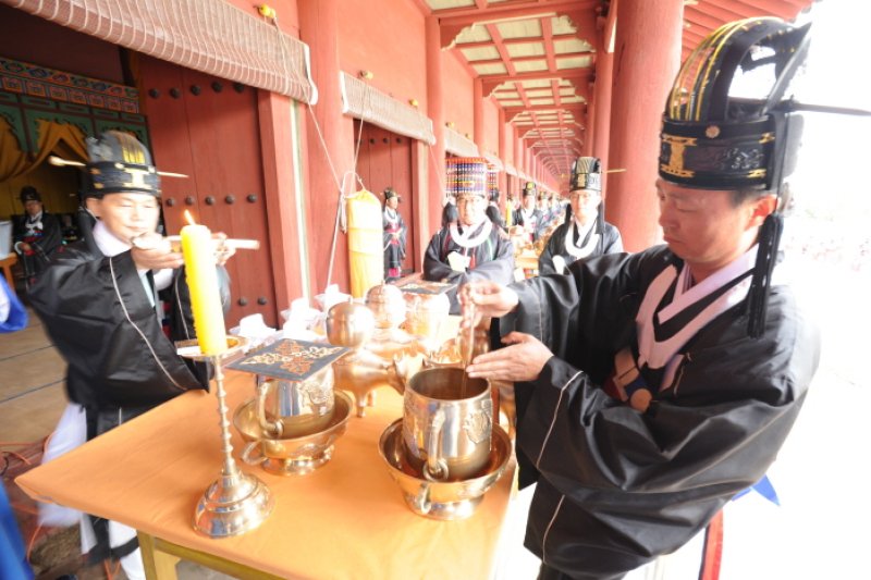 宗廟秋享大祭 [秋の旅行週間] (3/3)