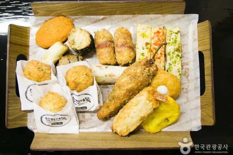 三進オムク体験・歴史館 (3/8)