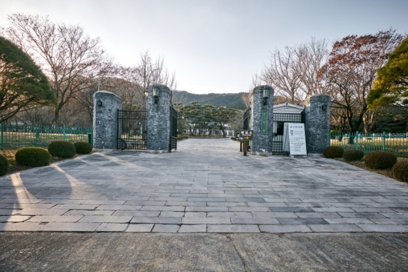 統一殿（慶州）（통일전（경주）） (9/14)