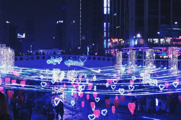 [韓国旅行情報]ソウルで楽しむ年末！清渓川ソウルクリスマスフェスティバル！