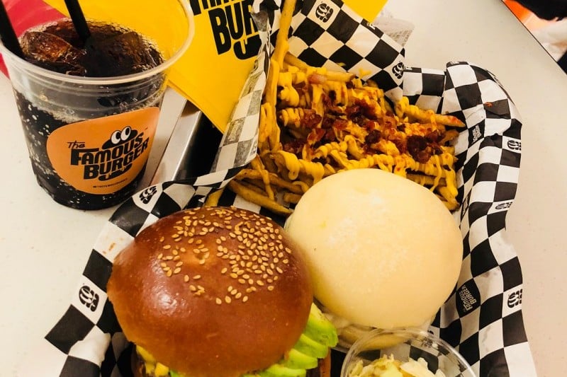 THE FAMOUS BURGER (6/15)