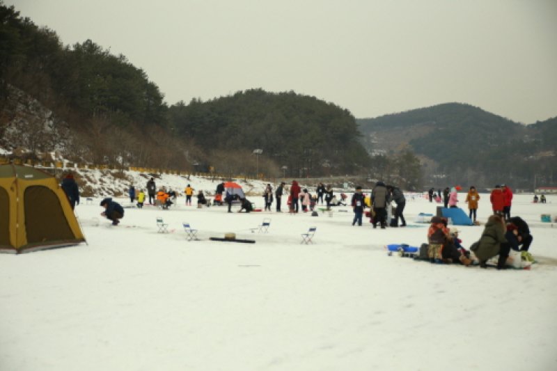 水清き楊坪大自然ワカサギマス祭り2018（물맑은 양평 대자연 빙어송어축제 2018） (7/20)