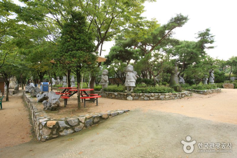 テーマ動物園ジュジュ（ZooZoo）（테마동물원 쥬쥬） (4/27)