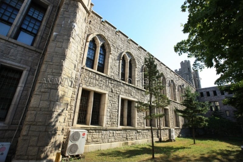 ソウル 高麗大学校中央図書館（서울 고려대학교 중앙도서관） (13/14)