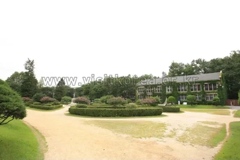 ソウル 延世大学校スティムソン館（서울 연세대학교 스팀슨관） (2/20)