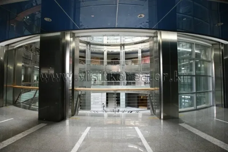 高麗大学校博物館（고려대학교박물관） (10/45)