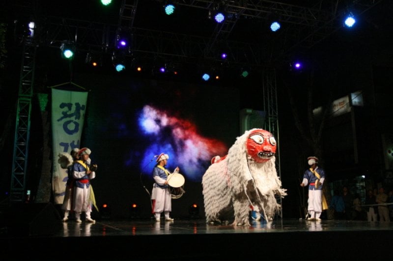 東アジア文化都市2018 釜山（동아시아 문화도시 2018 부산） (2/2)