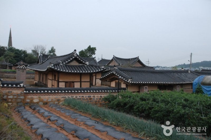 牙山 潽善大統領生家（아산 윤보선 대통령 생가） (5/7)
