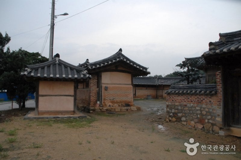 牙山 潽善大統領生家（아산 윤보선 대통령 생가） (6/7)