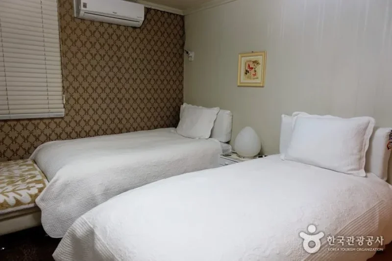 カロスキルホームステイ[韓国観光品質認証]（가로수길 홈스테이 [한국관광품질인증/Korea Quality]） (2/13)