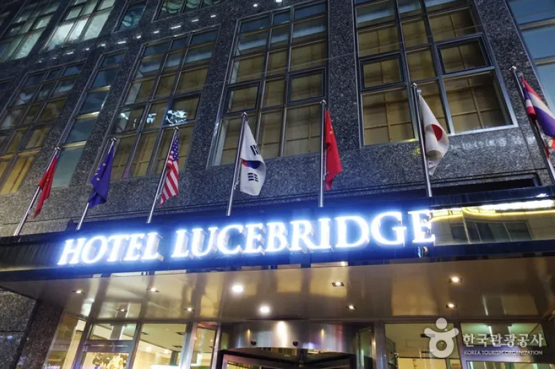HOTEL LUCEBRIDGE[韓国観光品質認証]（호텔 루체브릿지 [한국관광품질인증/Korea Quality]） (1/18)