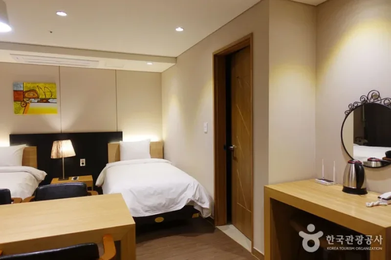 HOTEL LUCEBRIDGE[韓国観光品質認証]（호텔 루체브릿지 [한국관광품질인증/Korea Quality]） (9/18)