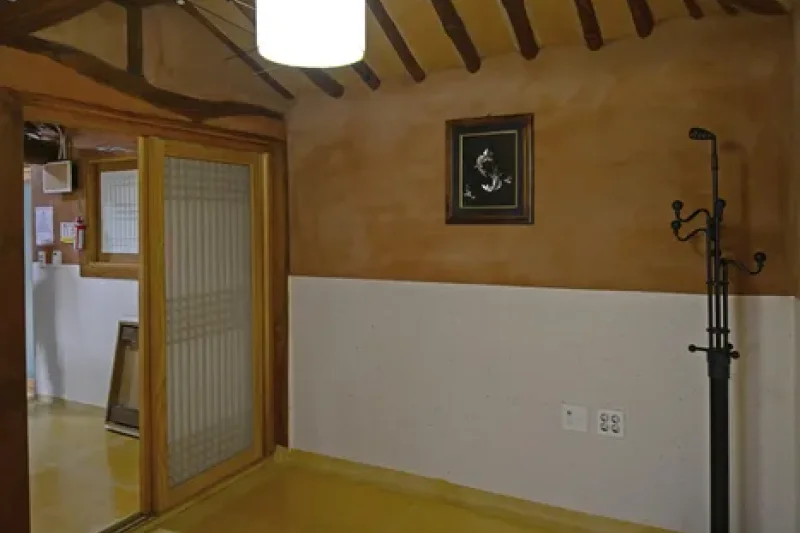 張保皐韓屋ペンション[韓国観光品質認証]（장보고한옥펜션[한국관광품질인증/Korea Quality]） (3/6)