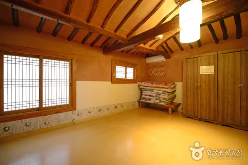 張保皐韓屋ペンション[韓国観光品質認証]（장보고한옥펜션[한국관광품질인증/Korea Quality]） (4/6)