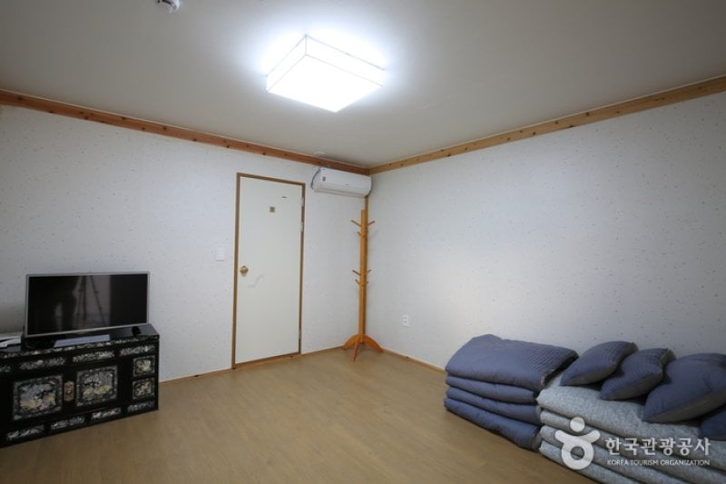 慶州徐羅伐韓屋館[韓国観光品質認証]（경주 서라벌 한옥관[한국관광품질인증/Korea Quality]	） (4/12)