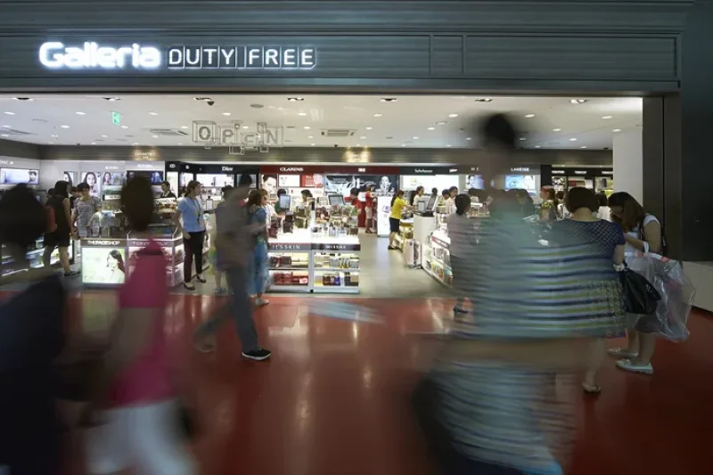 済州国際空港ギャラリア免税店 (4/4)
