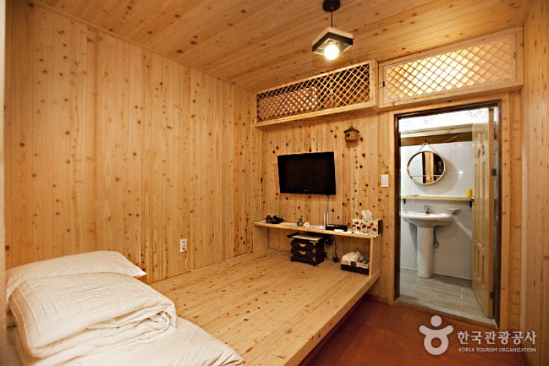 The Hanok Gest House[韓国観光品質認証]（더 한옥[한국관광품질인증제/ Korea Quality]） (3/11)