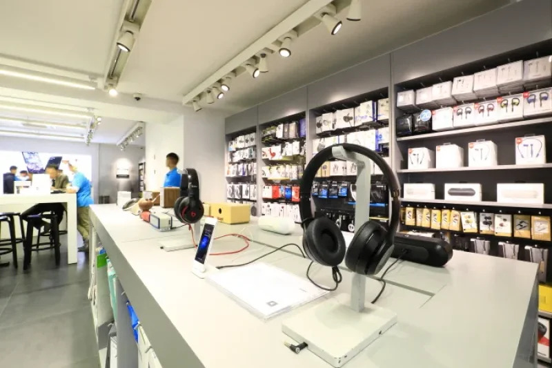 Frisbee 明洞店[韓国観光品質認証]（프리스비 명동점 [한국관광품질인증/Korea Quality] ） (7/13)