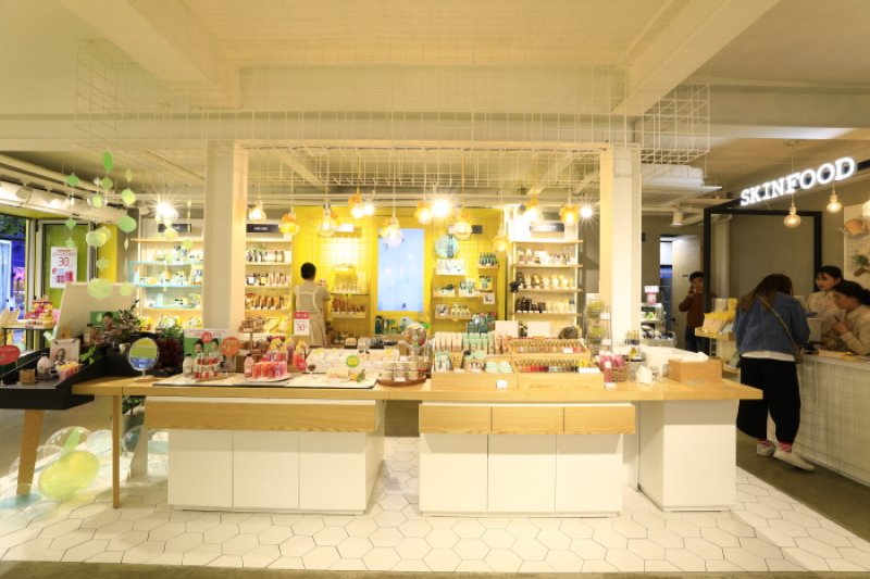 SKINFOODカロスキル支店[韓国観光品質認証]（스킨푸드 가로수길지점 [한국관광품질인증/Korea Quality]） (11/15)