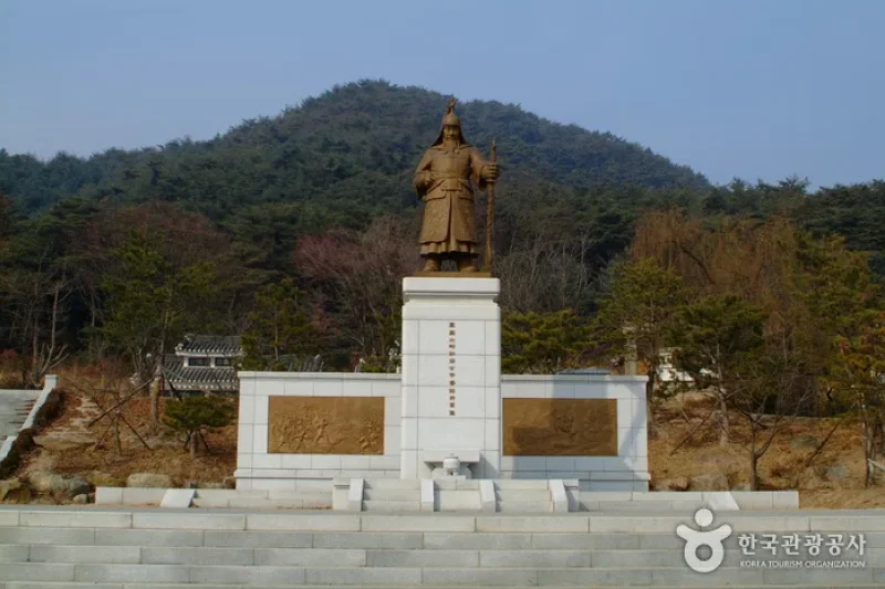 申壮節公墓域 (3/8)