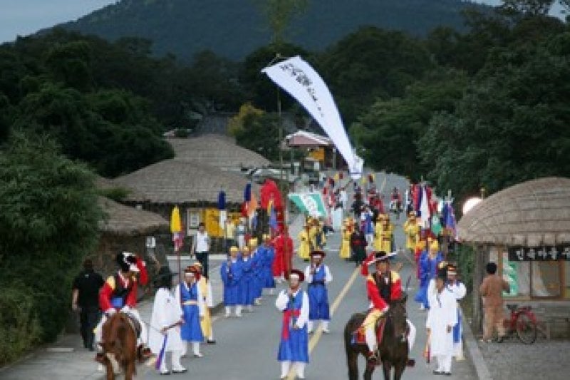 済州城邑村伝統民俗再現祭り (1/7)