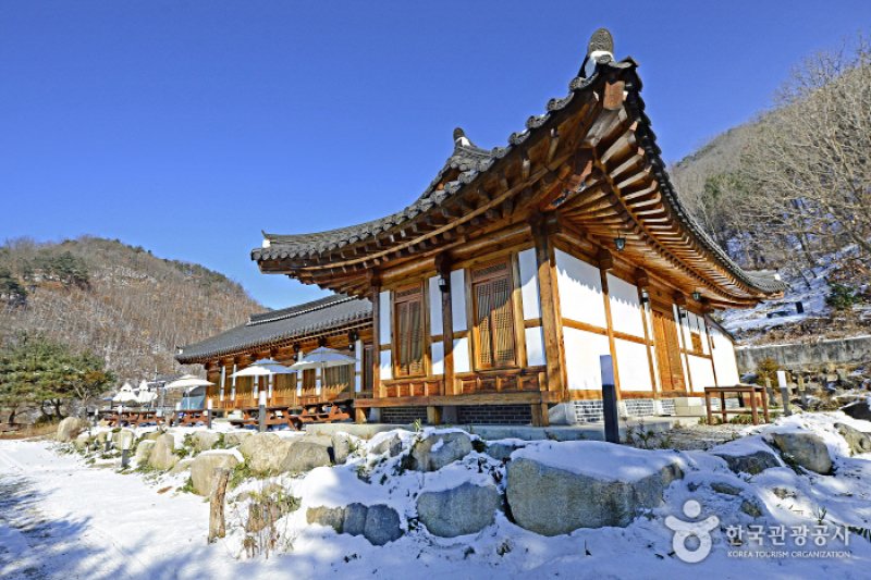 破虜湖韓屋ペンション[韓国観光品質認証]파로호한옥펜션[한국관광품질인증제/ Korea Quality] (1/32)