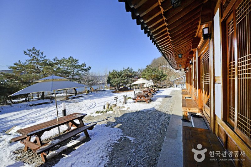 破虜湖韓屋ペンション[韓国観光品質認証]파로호한옥펜션[한국관광품질인증제/ Korea Quality] (6/32)