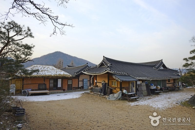 豊徳古宅[韓国観光品質認証]（풍덕고택[한국관광품질인증제/ Korea Quality]） (1/11)