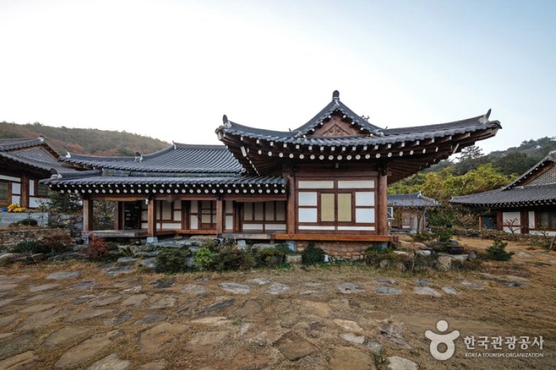 莞島武陵桃源韓屋チプ[韓国観光品質認証]（완도무릉도원한옥집 [한국관광품질인증제/ Korea Quality]） (1/15)