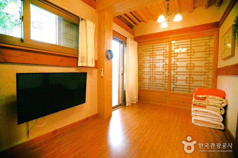 全州韓屋宿泊体験館[韓国観光品質認証]（전주 한옥숙박체험관[한국관광품질인증제/ Korea Quality]） (9/12)
