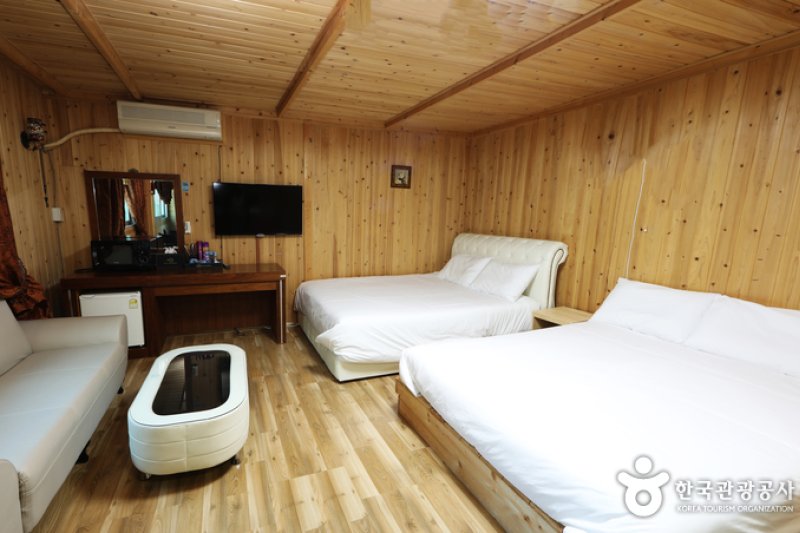 MUJU RESORTEL[韓国観光品質認証]（MUJU RESORTEL(무주리조텔)[한국관광품질인증제/ Korea Quality]） (4/12)