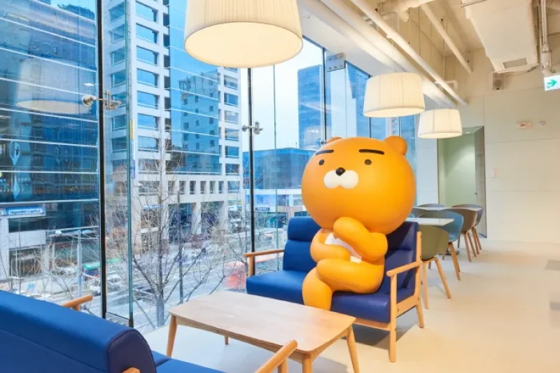 KAKAO FRIENDS弘大フラッグシップストア (3/3)