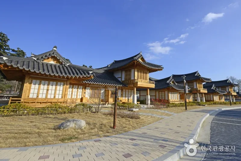 江陵烏竹韓屋村[韓国観光品質認証]（강릉오죽한옥마을[한국관광품질인증제/ Korea Quality]） (11/13)