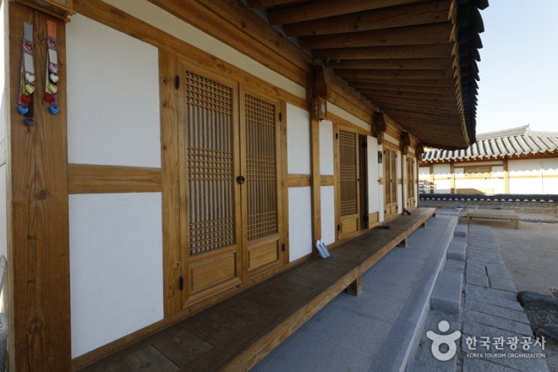 慶州韓屋1番街[韓国観光品質認証]（경주한옥1번가[한국관광품질인증제/ Korea Quality]） (8/15)