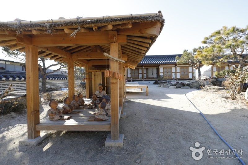 慶州韓屋1番街[韓国観光品質認証]（경주한옥1번가[한국관광품질인증제/ Korea Quality]） (11/15)