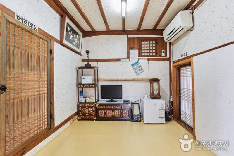 固城 崔必侃古宅[韓国観光品質認証]（고성 최필간고택[한국관광품질인증/Korea Quality]） (4/16)