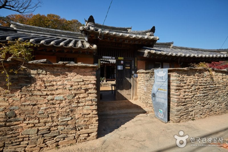固城 崔必侃古宅[韓国観光品質認証]（고성 최필간고택[한국관광품질인증/Korea Quality]） (13/16)