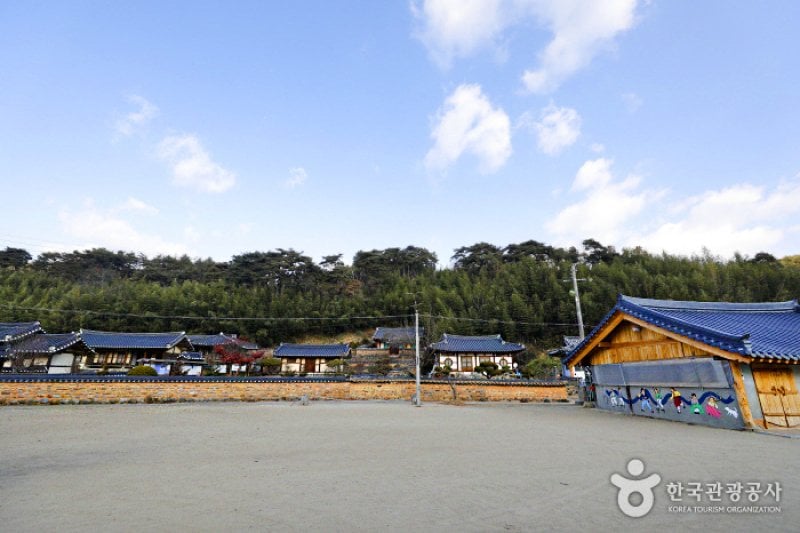 長生きする家・モッコルテク[韓国観光品質認証]（장수하는집못골댁[한국관광품질인증제/ Korea Quality]） (2/8)
