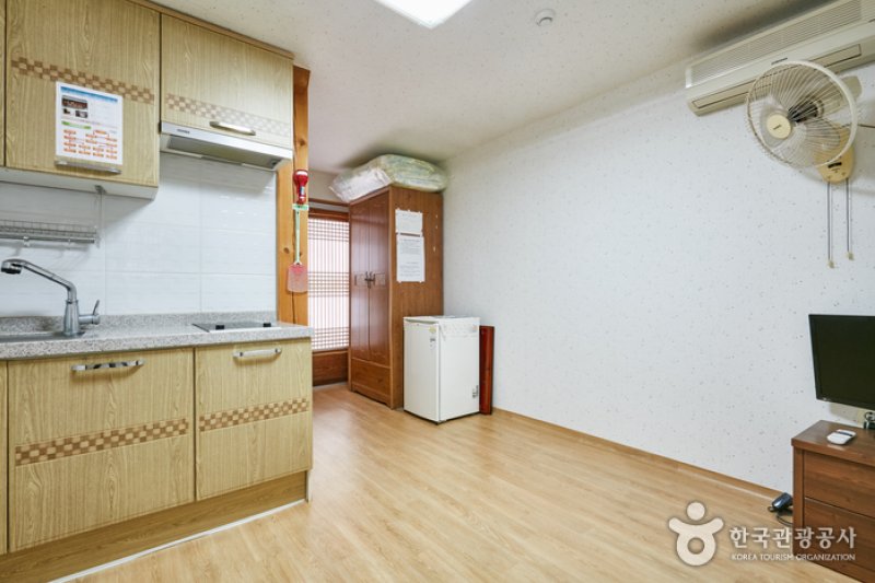 気前がいい甕器宅[韓国観光品質認証]（인심좋은웅기댁[한국관광품질인증제/ Korea Quality]） (2/10)