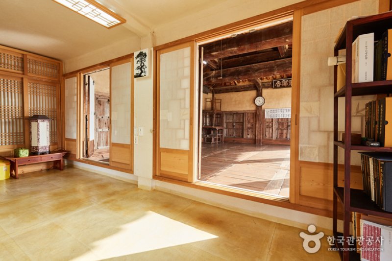 老松亭宗宅（退渓生家）[韓国観光品質認証]（노송정종택(퇴계생가)[한국관광품질인증제/ Korea Quality]） (2/16)
