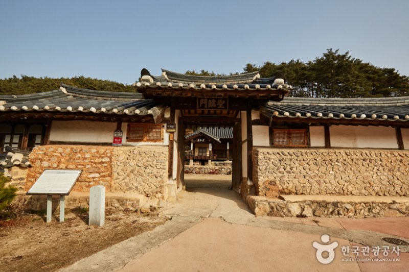 老松亭宗宅（退渓生家）[韓国観光品質認証]（노송정종택(퇴계생가)[한국관광품질인증제/ Korea Quality]） (10/16)