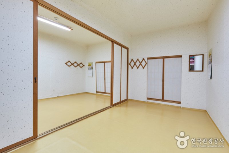 安東古宅 履霜楼[韓国観光品質認証]（안동고택 이상루 [한국관광품질인증/Korea Quality]） (16/16)